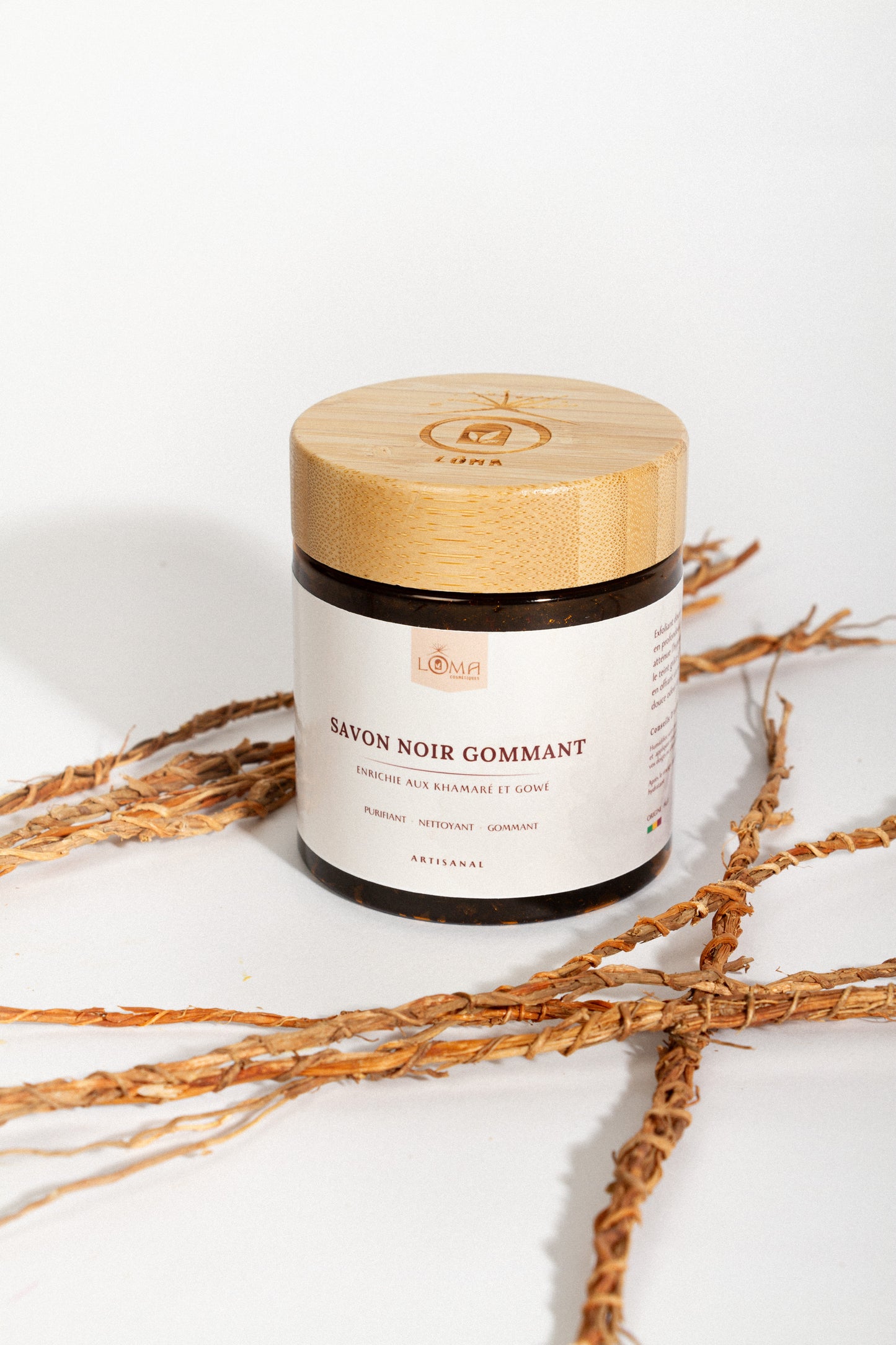 SAVON NOIR GOMMANT